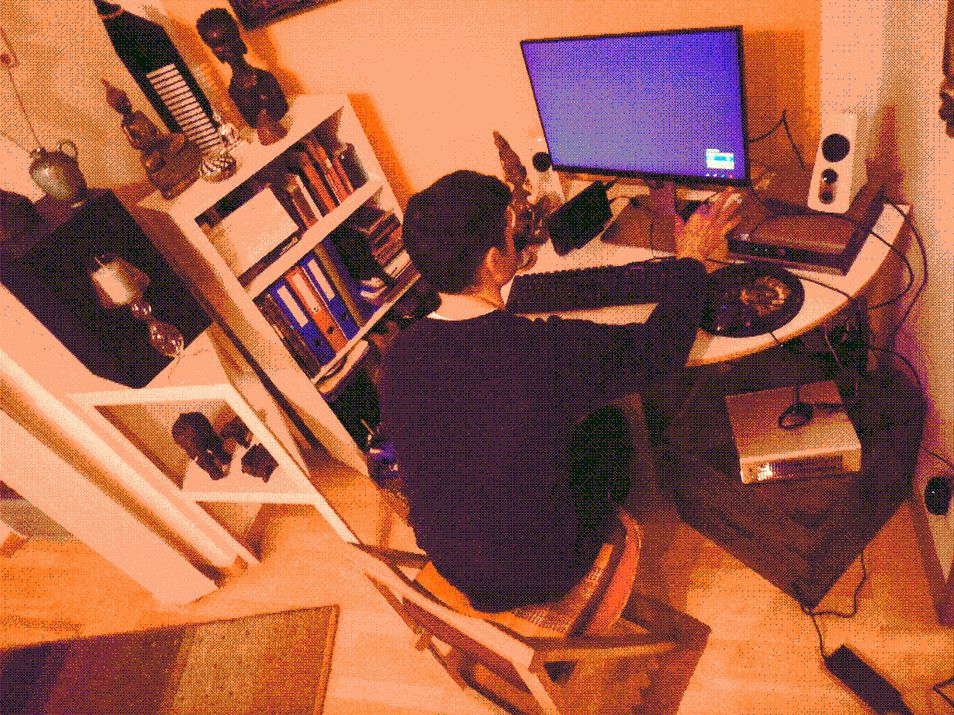 anybody out there.JPG